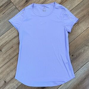 Nike Women's Lavender Short Sleeve Tee